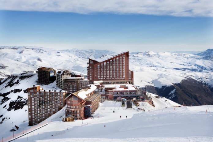 Valle Nevado é principal centro de esqui e snowboard da América do Sul (Foto: Divulgação)