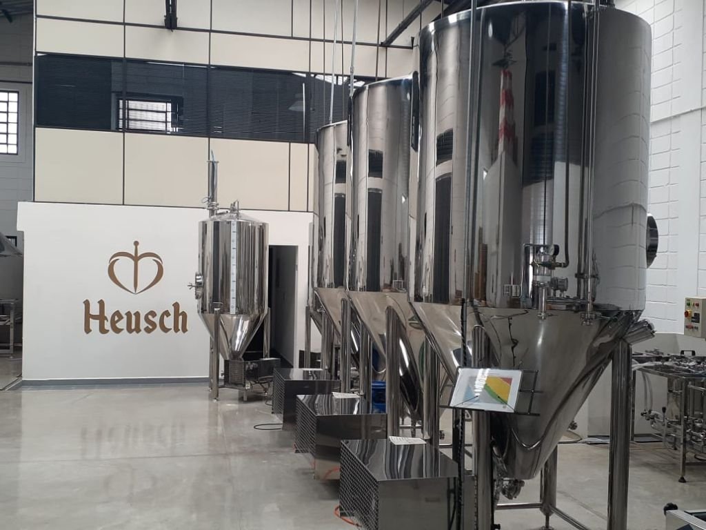 Área interna da cervejaria Heusch (Foto: Marcos Oliveira)