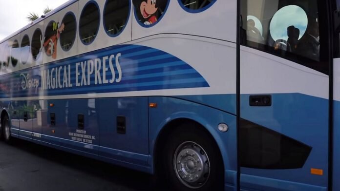O Magical Express, ônibus que leva passageiros do Aeroporto Internacional de Orlando até os resorts, será encerrado em 1º de janeiro de 2022 (Foto: Walt Disney World)