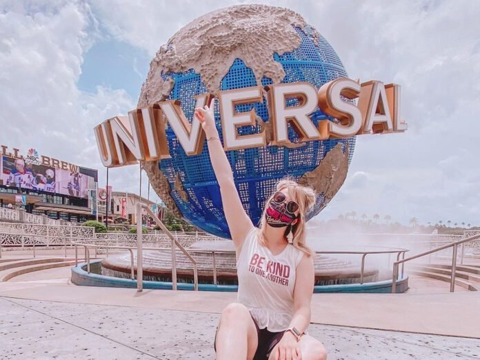 Universal Studios Orlando tira obrigatoriedade de uso de máscaras em áreas internas (Foto: Instagram/magicalmelia)
