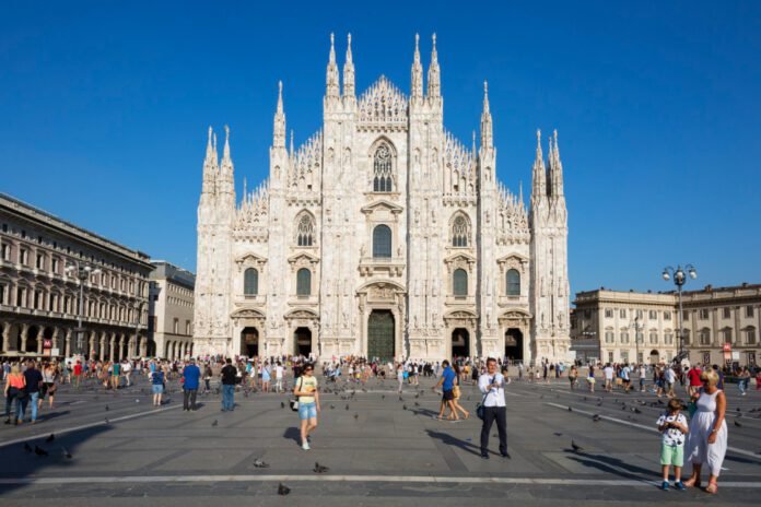 Itália celebra recorde histórico no turismo com mais de 134 milhões de visitantes (Foto: vwalakte/Freepik)