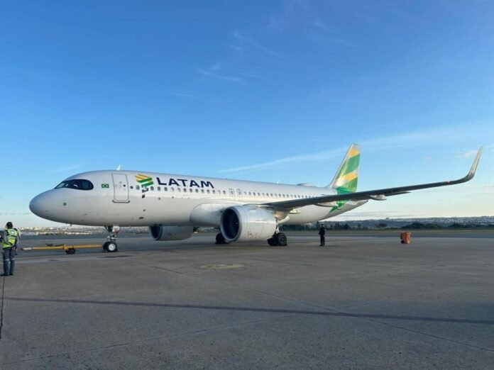 LATAM inaugura Brasília-Santiago com 97% de ocupação no primeiro voo