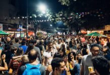 Rua Dias Ferreira celebra São João com gastronomia e vacinação (Foto: Enzo Cartolano)