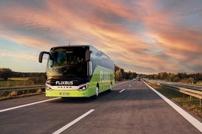 FlixBus inicia operações no México e conecta passageiros a destinos nos EUA, Canadá e América Latina com modelo tecnológico (Foto: Divulgação) FlixBus inicia operações no México e conecta passageiros a destinos nos EUA, Canadá e América Latina com modelo tecnológico (Foto: Divulgação)