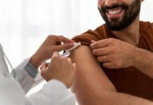 Vacinas ajudam a prevenir doenças em destinos nacionais e fora (Foto: Freepik)