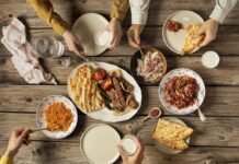 Dia dos Pais: onde comer no Rio de Janeiro do café da manhã ao jantar Comemoração do Dia dos Pais ganha sugestões do café da manhã ao jantar no Rio (Foto: Freepik)