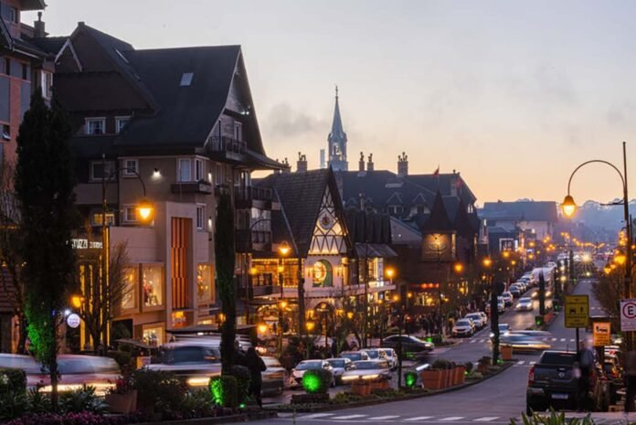 Prêmio Tripadvisor 2025 consagra dois restaurantes de Gramado entre os melhores da América do Sul (Foto: Divulgação) Prêmio Tripadvisor 2025 consagra dois restaurantes de Gramado entre os melhores da América do Sul (Foto: Divulgação)