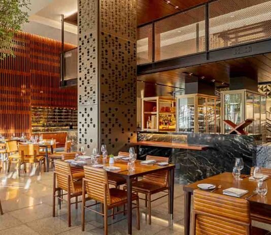 Restaurante Neto é eleito o melhor do Brasil em 2025 Neto, do JW Marriott São Paulo, vence prêmio internacional (Foto: Tadeu Brunelli)