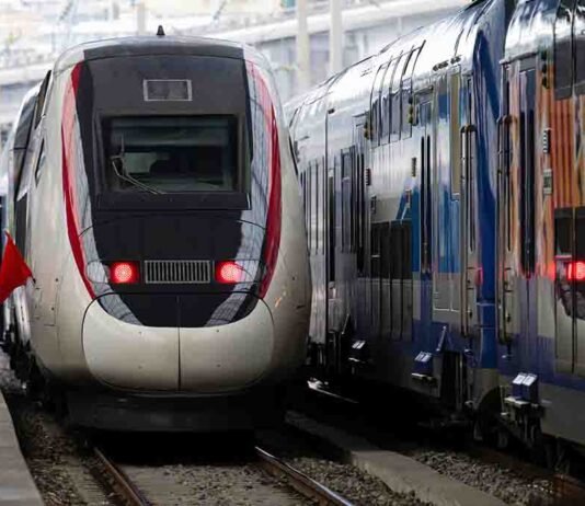 RailClick e BeFly ampliam acesso a viagens de trem na Europa Parceria entre RailClick e BeFly fortalece turismo ferroviário (Foto: frimufilms/Freepik)