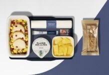 Air France reformula experiência gastronômica na cabine Premium Nova bandeja da cabine Premium substitui antigo serviço 'Bon Appétit' da Air France (Foto: Divulgação)