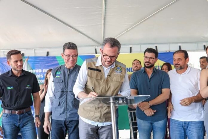 Novo terminal de 2.255 m² em Ji-Paraná terá capacidade de 240 passageiros na hora de pico (Foto: Eduardo Oliveira/MPor)