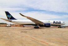 Azul completa um ano da rota entre Brasil e Porto com 147 mil passageiros Azul completou um ano de operações entre Brasil e Porto (Foto: Divulgação)