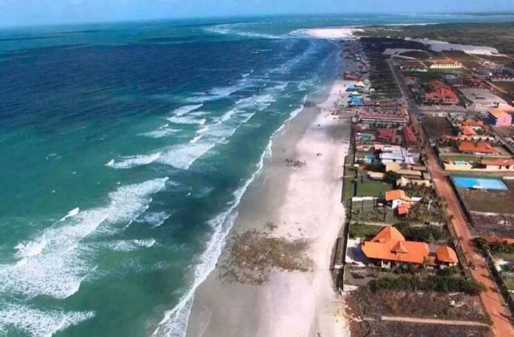 Salinópolis amplia turismo familiar no Pará com praias, gastronomia regional, ilhas e estrutura voltada para várias gerações (Foto: Divulgação)