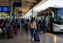 Férias de julho: Buszap lista destinos buscados para viagens de ônibus Rio de Janeiro lidera as buscas por viagens de ônibus no Buszap para julho (Foto: Divulgação/Buzsap/ChatGPT)