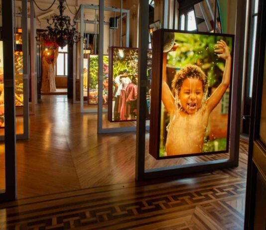 Seis museus em São Paulo para visitar durante as férias escolares Museu das Favelas reúne exposições sobre diferentes narrativas brasileiras (Foto: Divulgação)